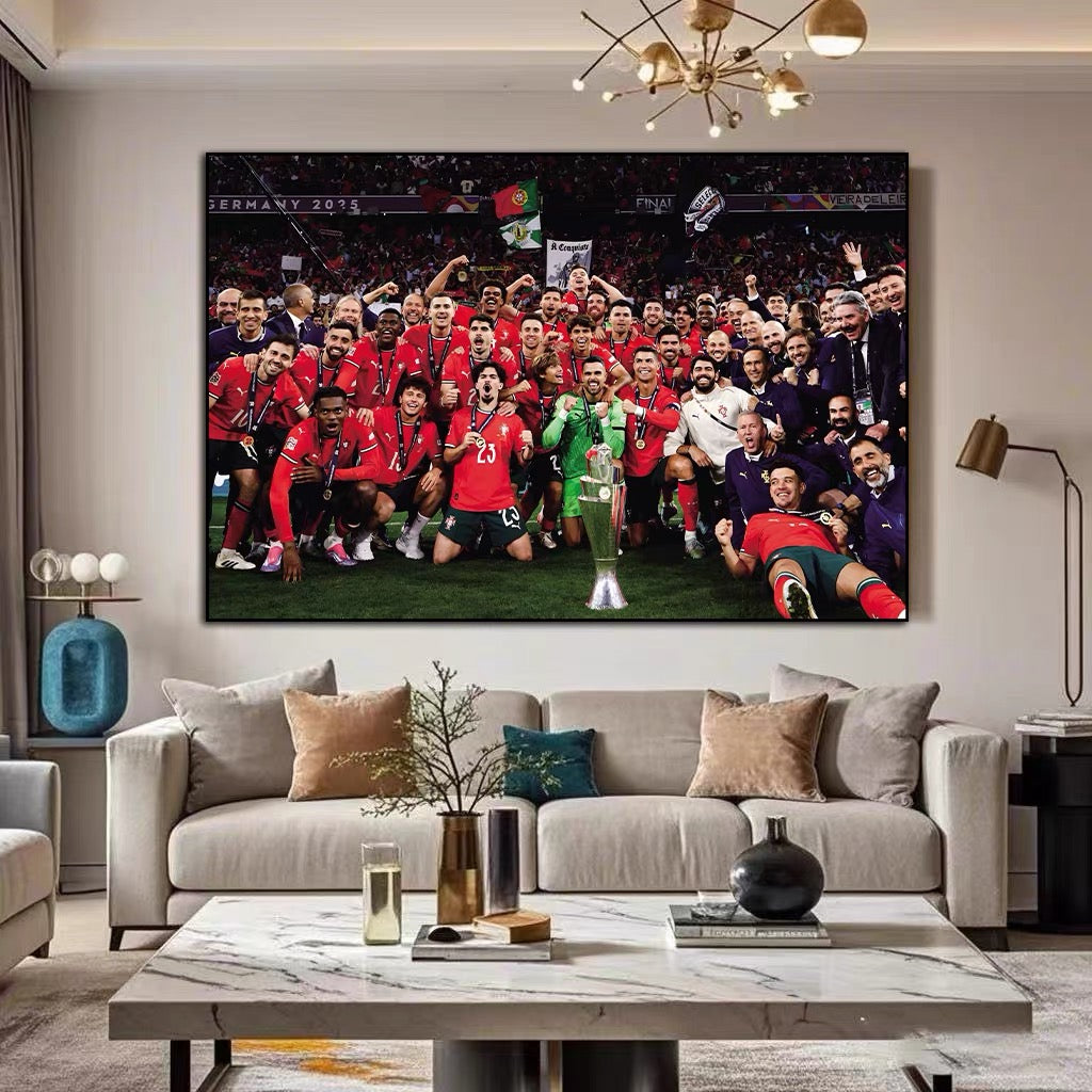 Cristiano Ronaldo – 2025 Nations League Champion with Portugal 🇵🇹 2:3 WallArt