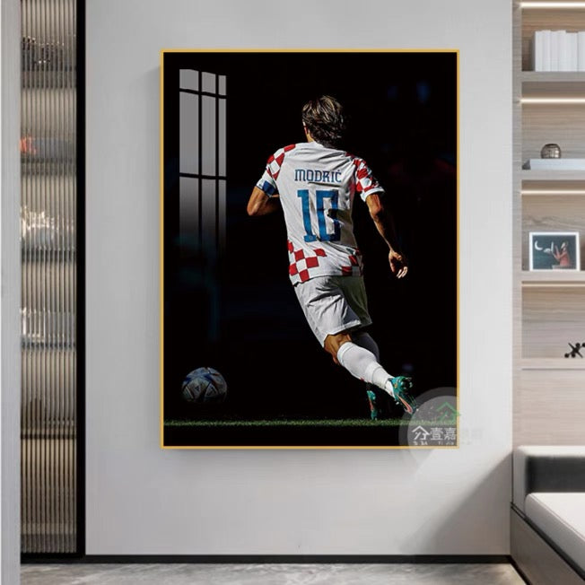 Luka Modrić "The Magician" - Vertical 2:3 WallArt