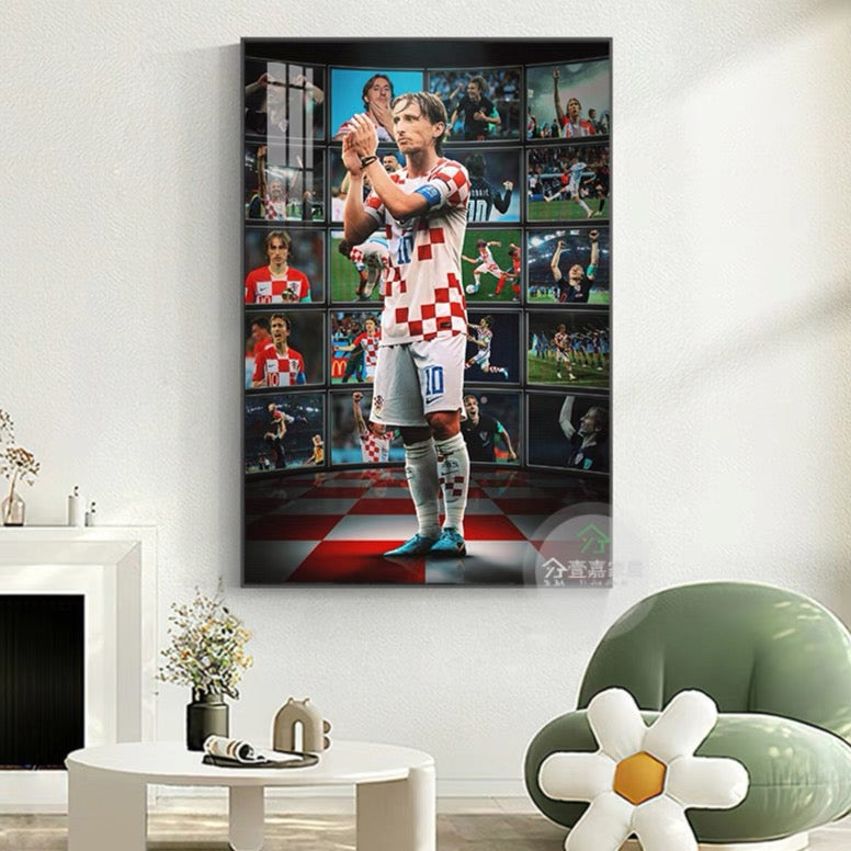 Luka Modrić "The Magician" - Vertical 2:3 WallArt