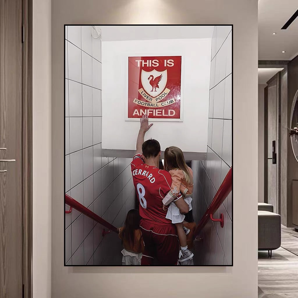 Steven Gerrard Liverpool Legend Poster – Iconic Football Wall Art