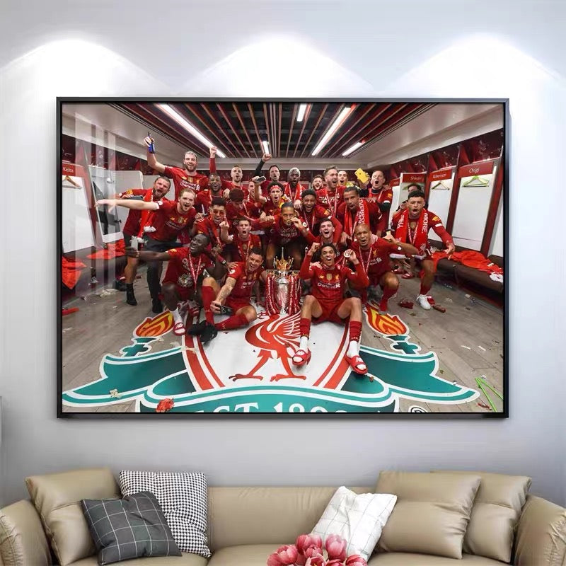 Gerrard Liverpool Wall Art – Classic Football Poster for Fans