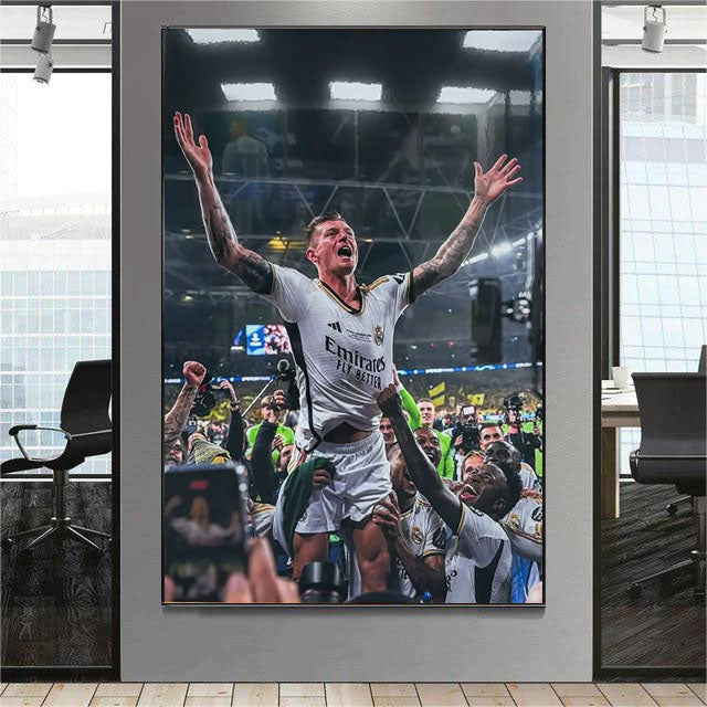 Toni Kroos Real Madrid WALL ART - Crystal Porcelain Painting - Aluminum Frame