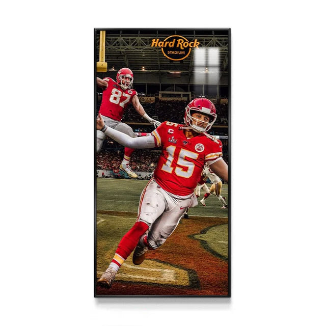 Patrick Mahomes II - Vertical 1:2 WallArt